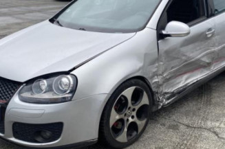 Etrier arriere droit (freinage) VOLKSWAGEN GOLF 5