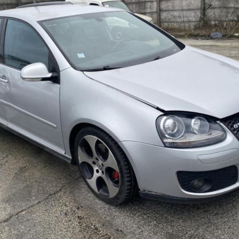 Etrier arriere droit (freinage) VOLKSWAGEN GOLF 5 Photo n°3