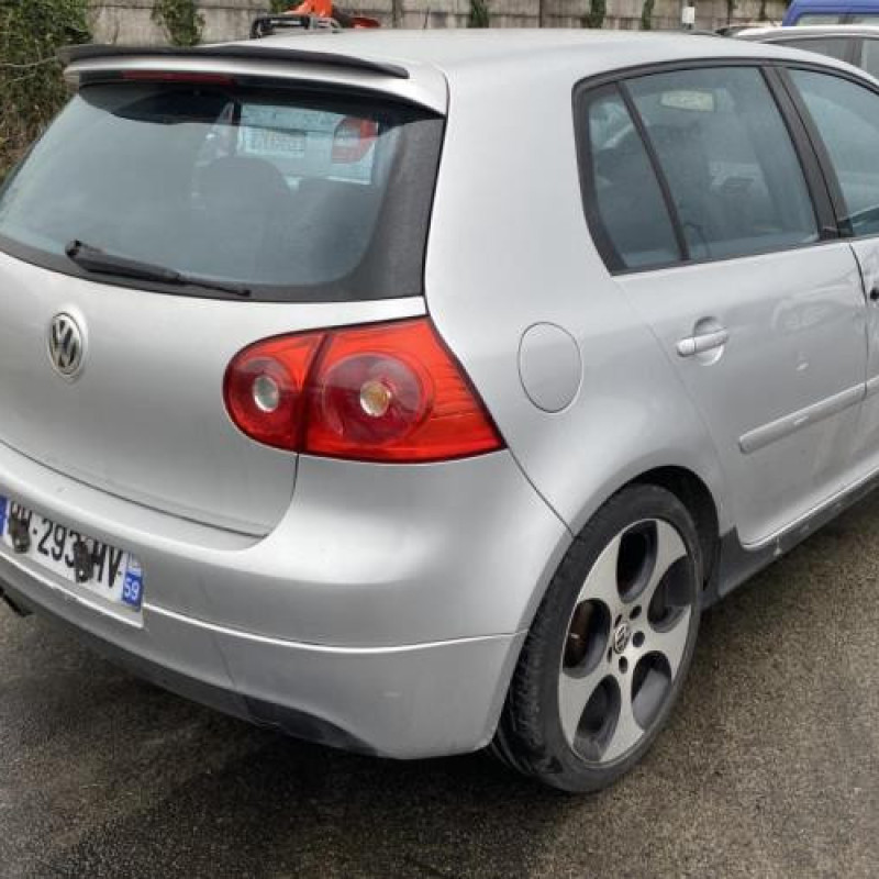 Etrier arriere droit (freinage) VOLKSWAGEN GOLF 5 Photo n°4