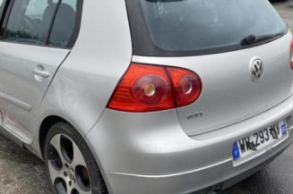 Etrier arriere droit (freinage) VOLKSWAGEN GOLF 5