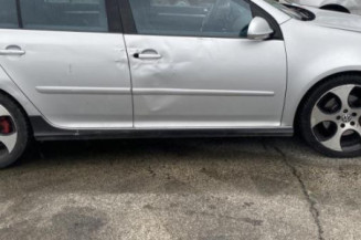 Etrier arriere droit (freinage) VOLKSWAGEN GOLF 5
