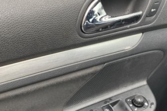 Etrier arriere droit (freinage) VOLKSWAGEN GOLF 5