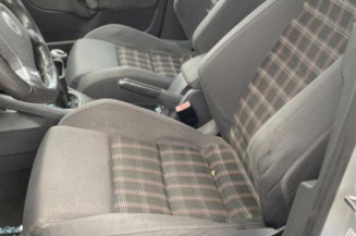 Etrier arriere droit (freinage) VOLKSWAGEN GOLF 5