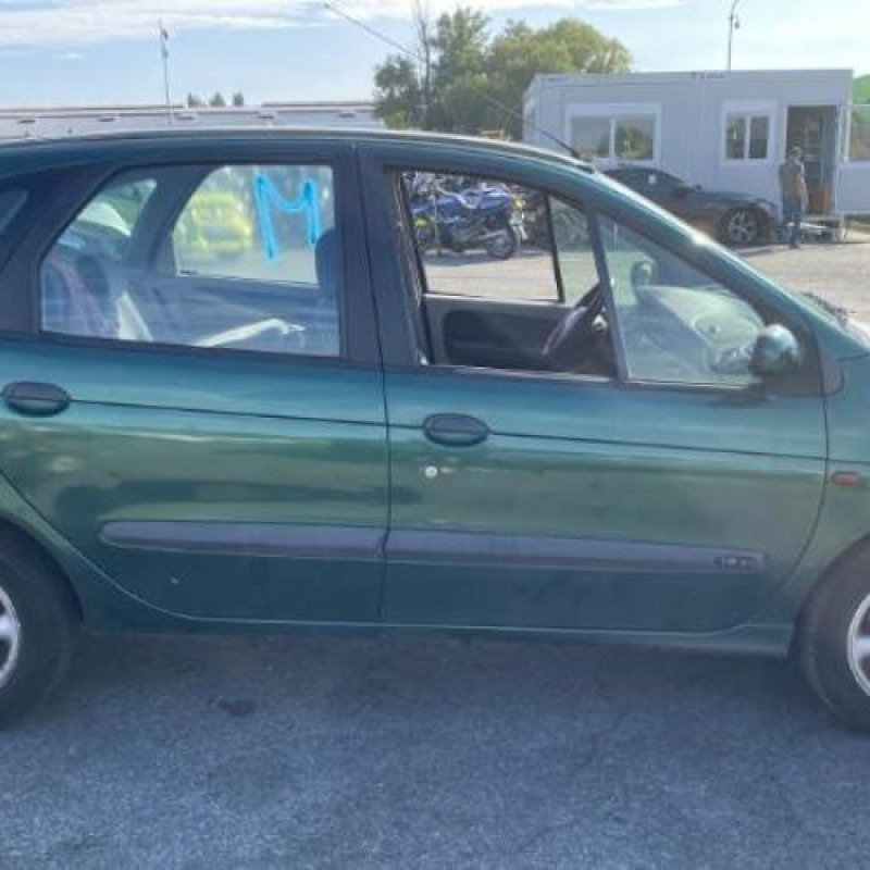 Optique avant principal droit (feux)(phare) RENAULT SCENIC 1 Photo n°12