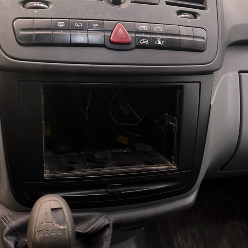 MERCEDES VITO 639 PHASE 1 111 2.2 CDI - 16V TURBO Photo n°8