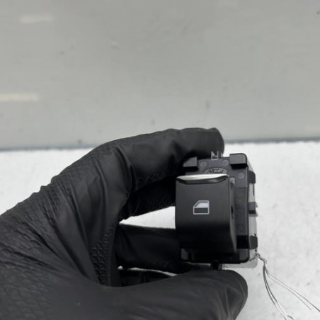 Interrupteur de leve vitre arriere gauche FORD FOCUS 4 Photo n°1
