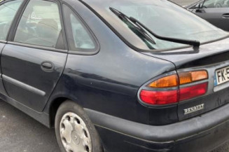 Commodo phare RENAULT LAGUNA 1