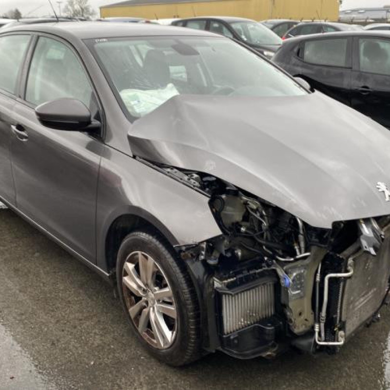 Ecran GPS PEUGEOT 308 2 Photo n°8