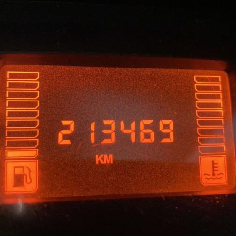 Moteur RENAULT CLIO 2 Photo n°4