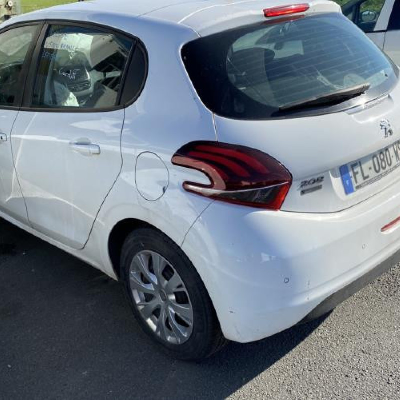 Moteur PEUGEOT 208 1 Photo n°4