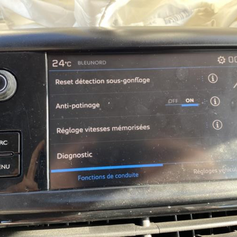 Moteur PEUGEOT 208 1 Photo n°17