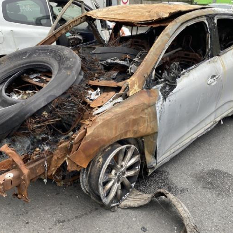 Feu arriere secondaire gauche (feux) RENAULT CLIO 5 Photo n°4
