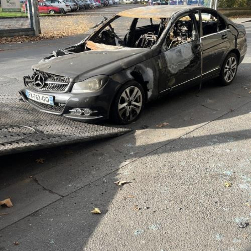 Anti brouillard gauche (feux) MERCEDES CLASSE C 204 Photo n°4
