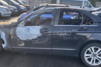 Anti brouillard gauche (feux) MERCEDES CLASSE C 204