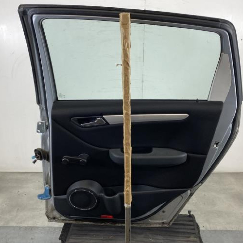 Porte arriere droit MERCEDES CLASSE B 245 Photo n°6
