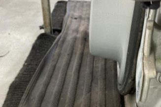 Porte arriere gauche MERCEDES CLASSE B 245