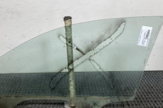 Vitre avant droit VOLKSWAGEN PASSAT 4