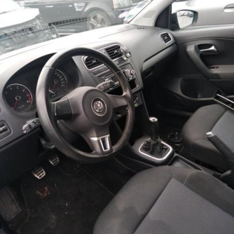 Feu arriere principal gauche (feux) VOLKSWAGEN POLO 5 Photo n°9