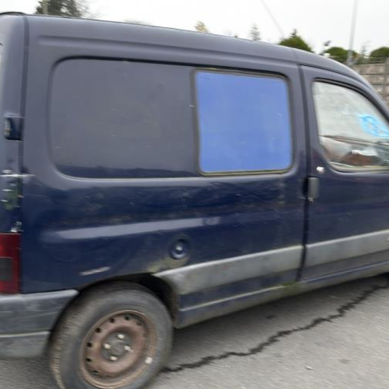 Bouton de warning CITROEN BERLINGO 1 Photo n°9