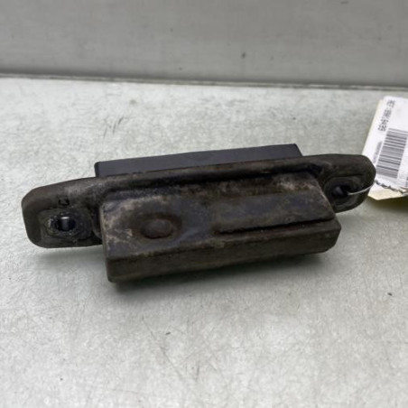 Bouton de coffre TOYOTA VERSO Photo n°1