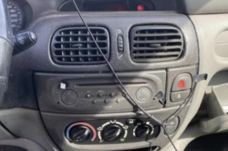 Optique avant principal gauche (feux)(phare) RENAULT SCENIC 1