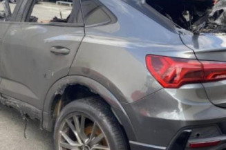 Feu arriere secondaire gauche (feux) AUDI Q3 2