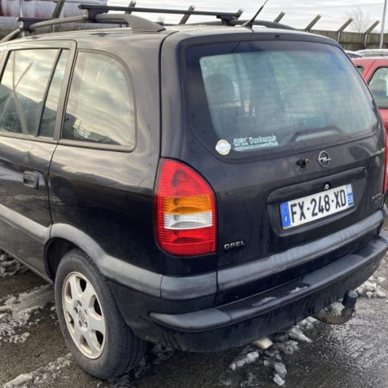 Feu arriere principal gauche (feux) OPEL ZAFIRA A Photo n°7