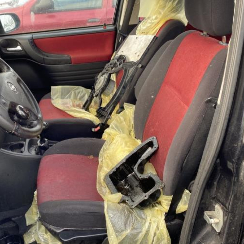 Feu arriere principal gauche (feux) OPEL ZAFIRA A Photo n°13