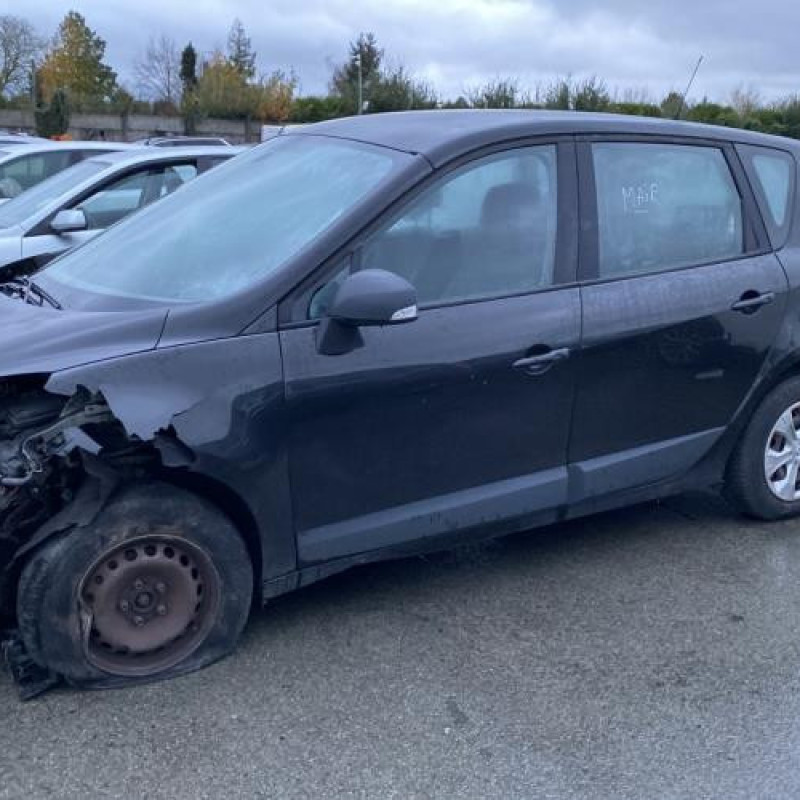 Plage arriere RENAULT SCENIC 3 Photo n°11