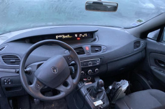 Plage arriere RENAULT SCENIC 3