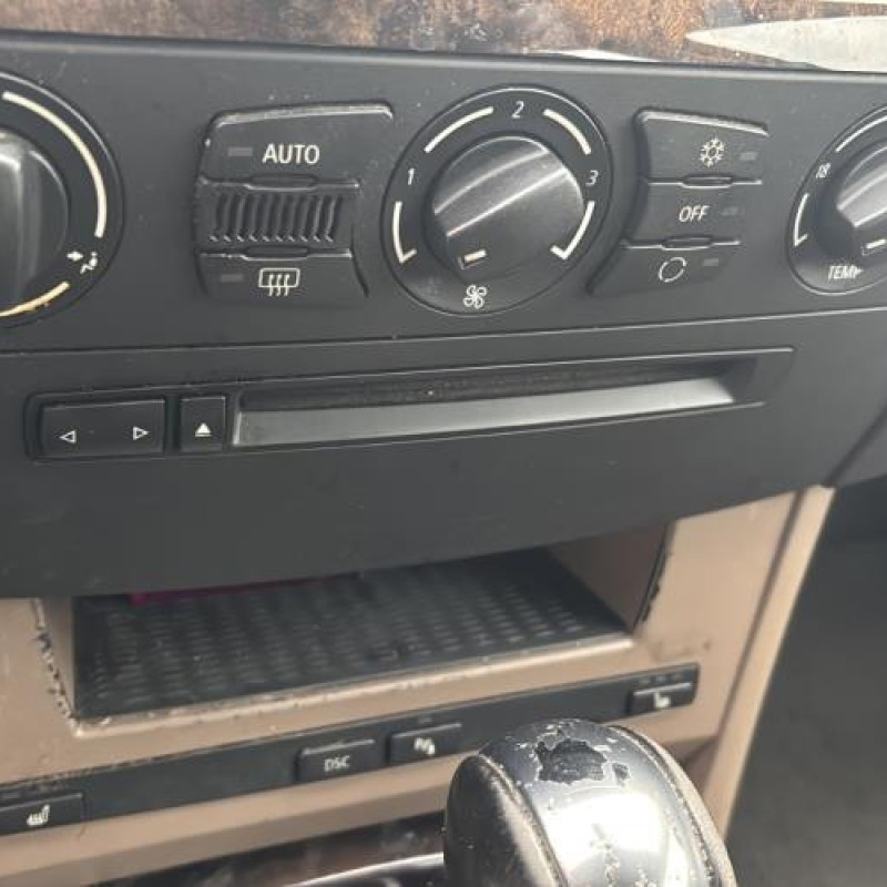 Ecran GPS BMW SERIE 5 E60 Photo n°20