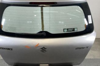 Malle/Hayon arriere SUZUKI SWIFT 3 Photo n°1