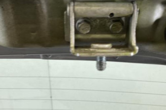Malle/Hayon arriere SUZUKI SWIFT 3
