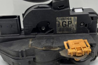 Serrure avant droit OPEL INSIGNIA 1