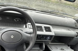 Serrure avant gauche RENAULT CLIO 1