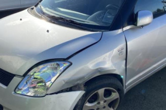 Porte arriere droit SUZUKI SWIFT 3