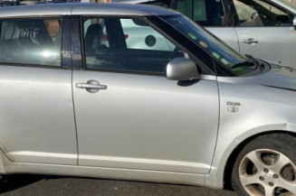 Porte arriere droit SUZUKI SWIFT 3