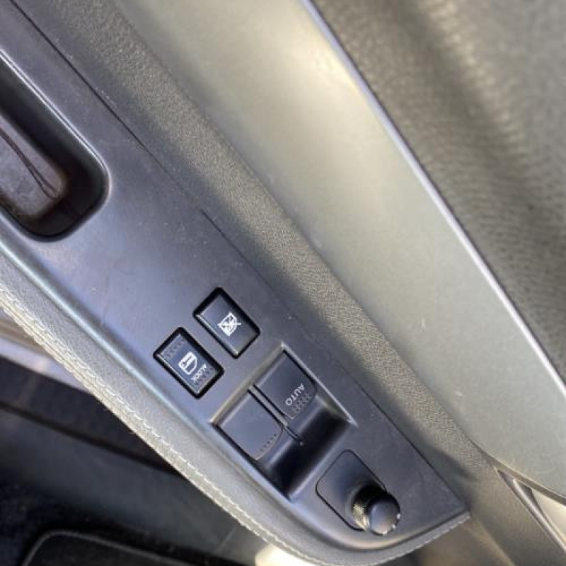 Porte arriere droit SUZUKI SWIFT 3 Photo n°16