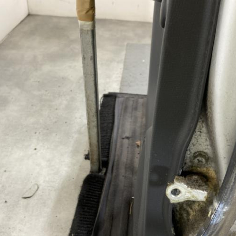 Porte arriere gauche SUZUKI SWIFT 3 Photo n°6