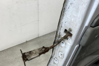 Porte arriere droit OPEL VIVARO 1