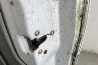 Porte laterale droit OPEL VIVARO 1