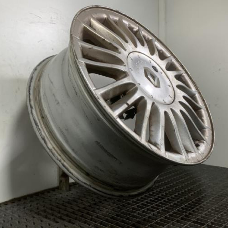 Jante RENAULT SCENIC 2 Photo n°3