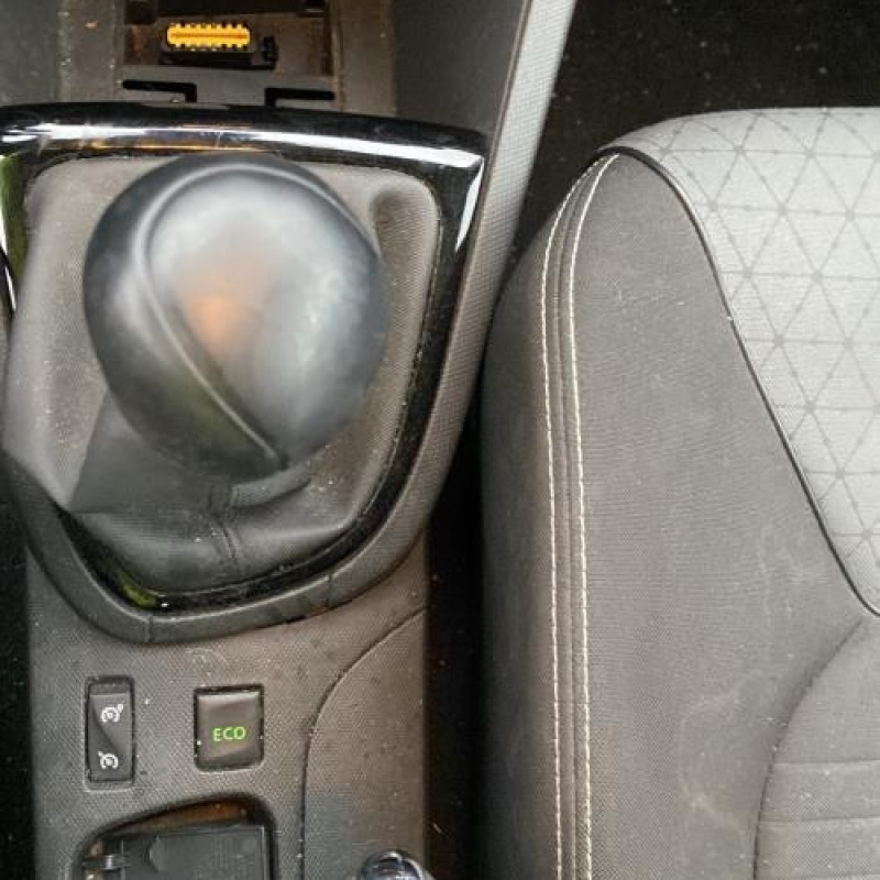Moteur RENAULT CLIO 4 Photo n°17