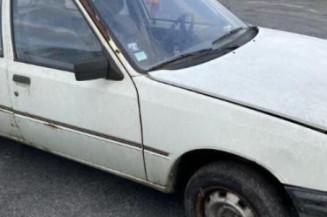 Optique avant principal droit (feux)(phare) PEUGEOT 205
