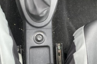 Serrure avant gauche DACIA LOGAN 1