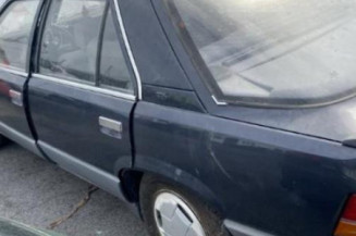 Serrure arriere droit RENAULT R25