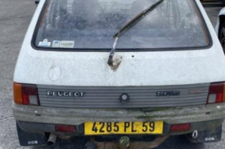 Serrure avant droit PEUGEOT 205