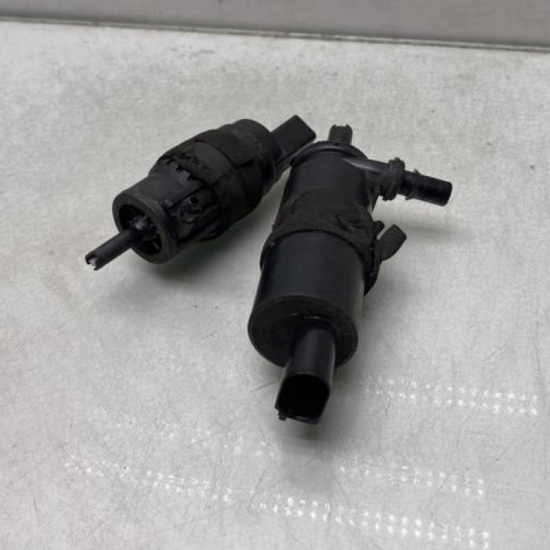 Pompe lave glace avant AUDI TT 3 Photo n°3