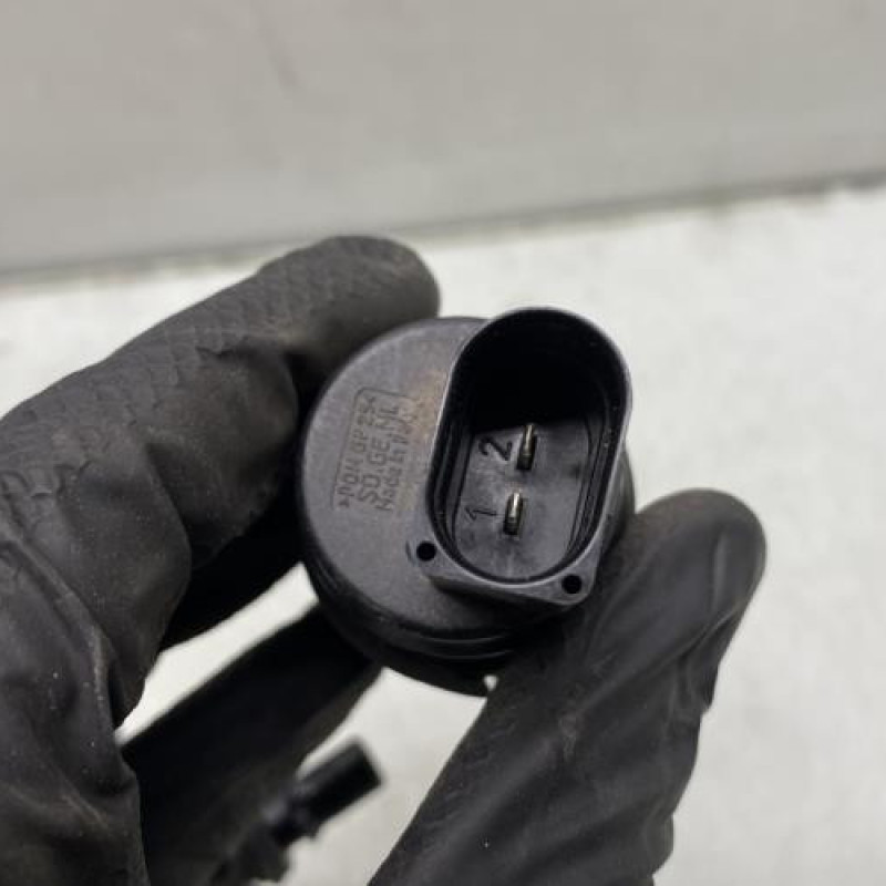 Pompe lave glace avant AUDI TT 3 Photo n°6