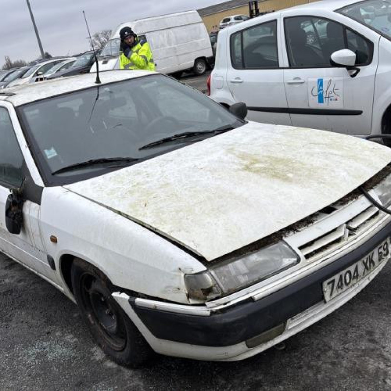 Retroviseur gauche CITROEN XANTIA Photo n°8